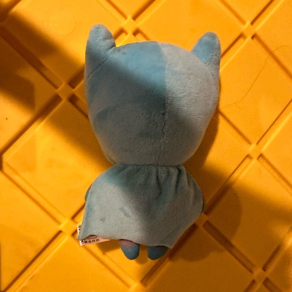 Kidrobot CLASSIC BATMAN - Picture 2 of 5